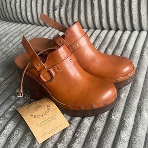 Frye and Co. Brown Leather Clogs